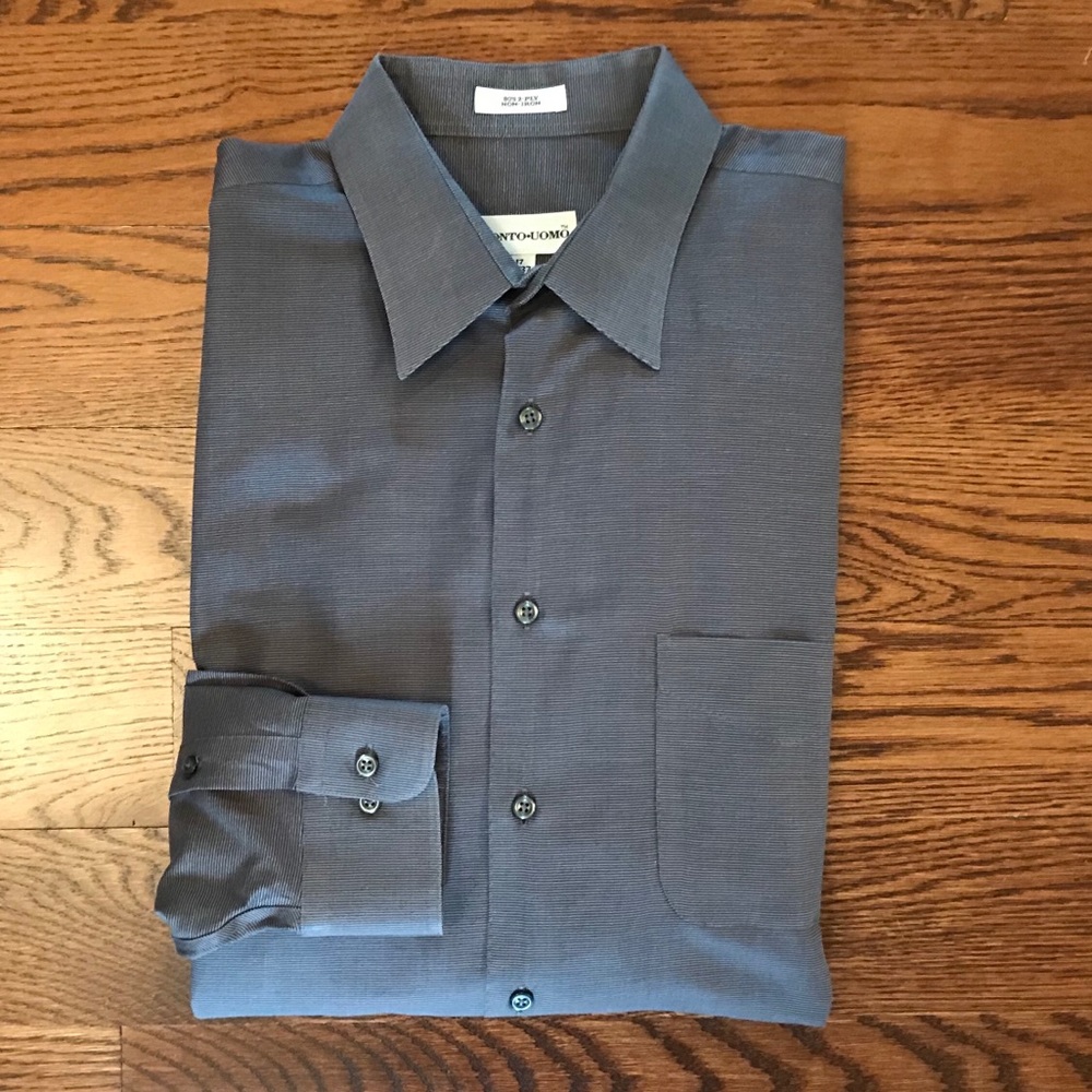 Men’s business casual shirt